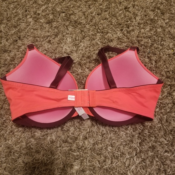 34DD VS push up - Picture 2 of 2